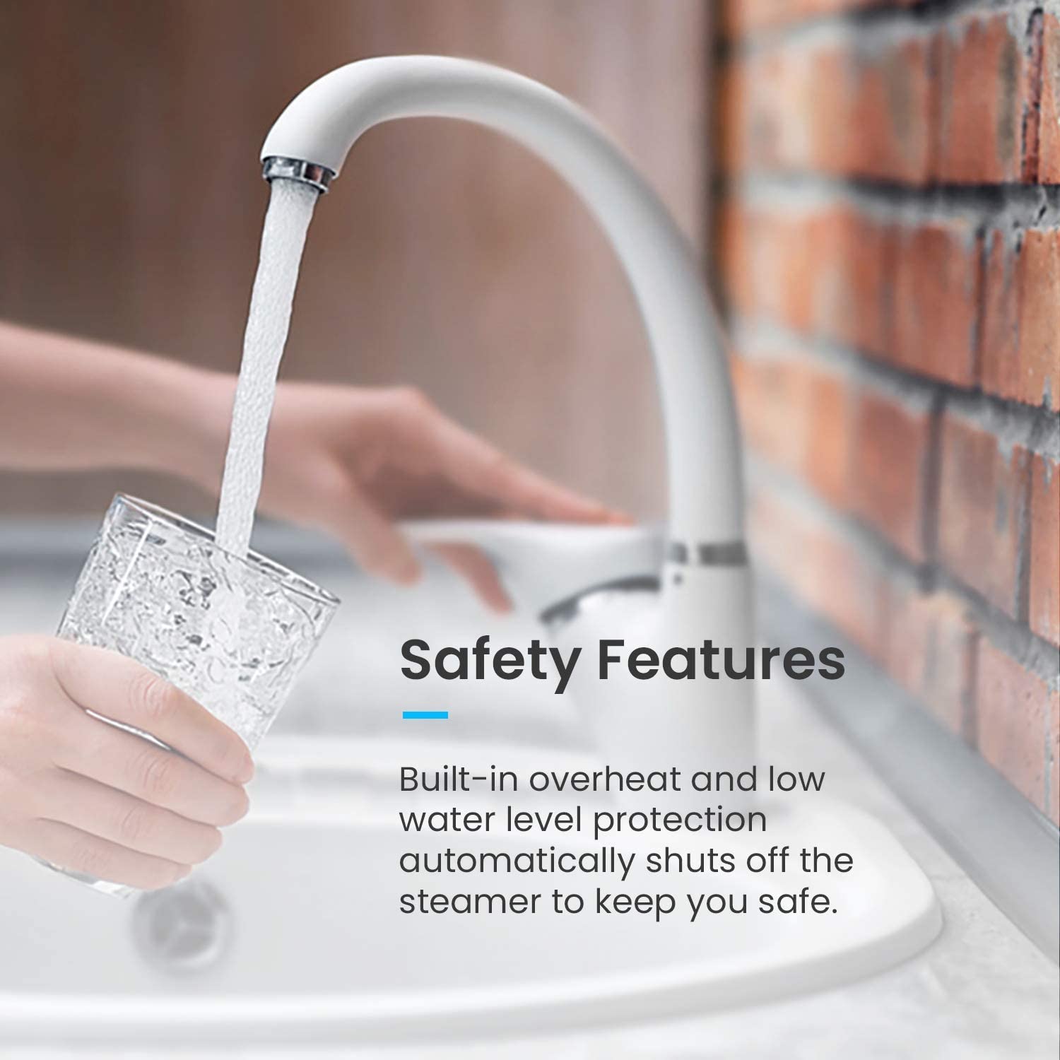 Pro Breeze Garment Steamer 850 Watt. Compact and Portable Handheld Fabric Steamer