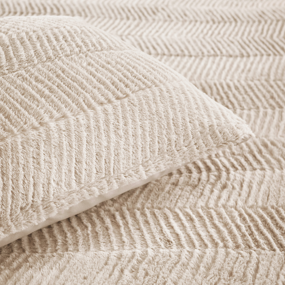 Silentnight Faux Fur Double Duvet Set - Cream